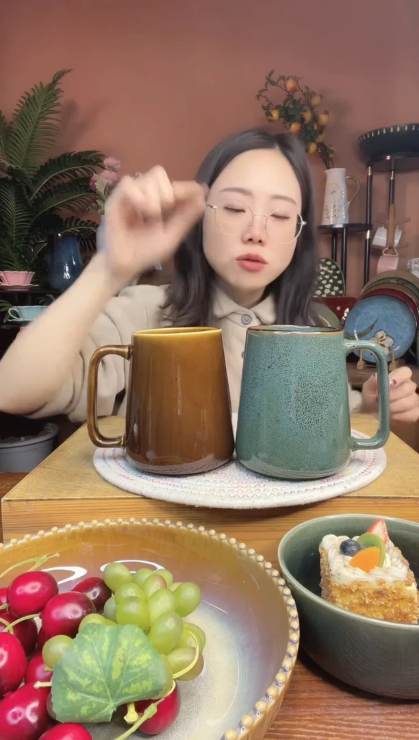 陶瓷700毫升双色水杯 2件 微瑕