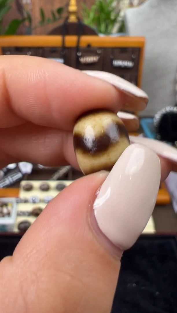 【闪购商品】玛瑙/玉髓吊坠(不含链)未镶嵌16.(微瑕随机发货品)