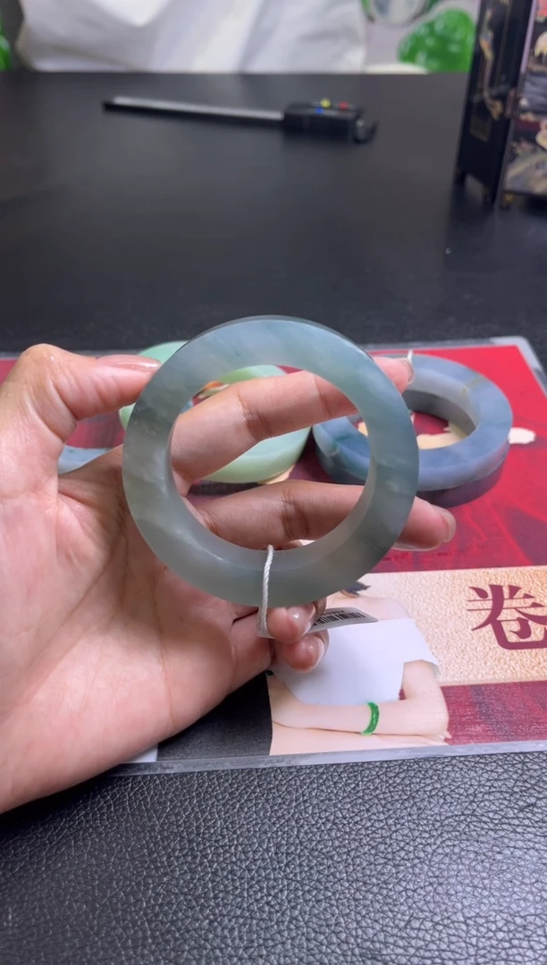 定制翡翠手镯未镶嵌^***惪定制手镯不退不换
