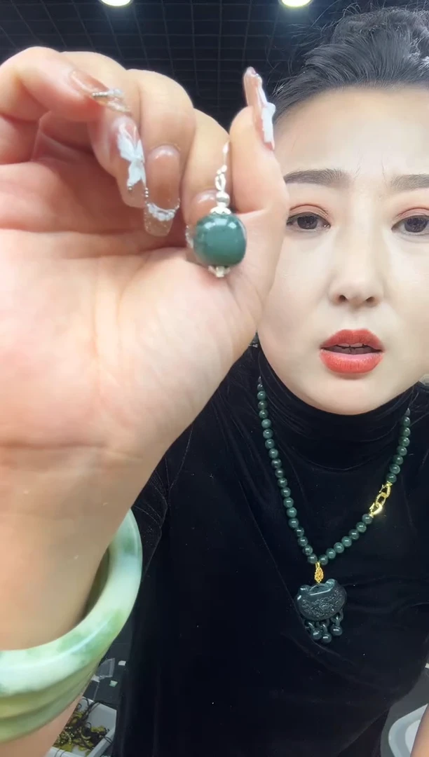 【闪购商品】岫玉颈饰未镶嵌聚宝盆老老型珠耳坠