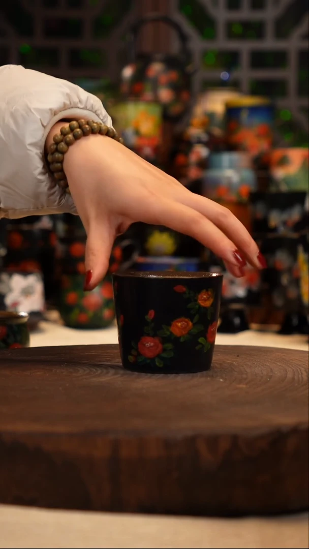 油画   釉下彩   杯子