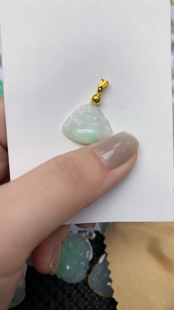 【闪购商品】翡翠颈饰未镶嵌天然翡翠a货
