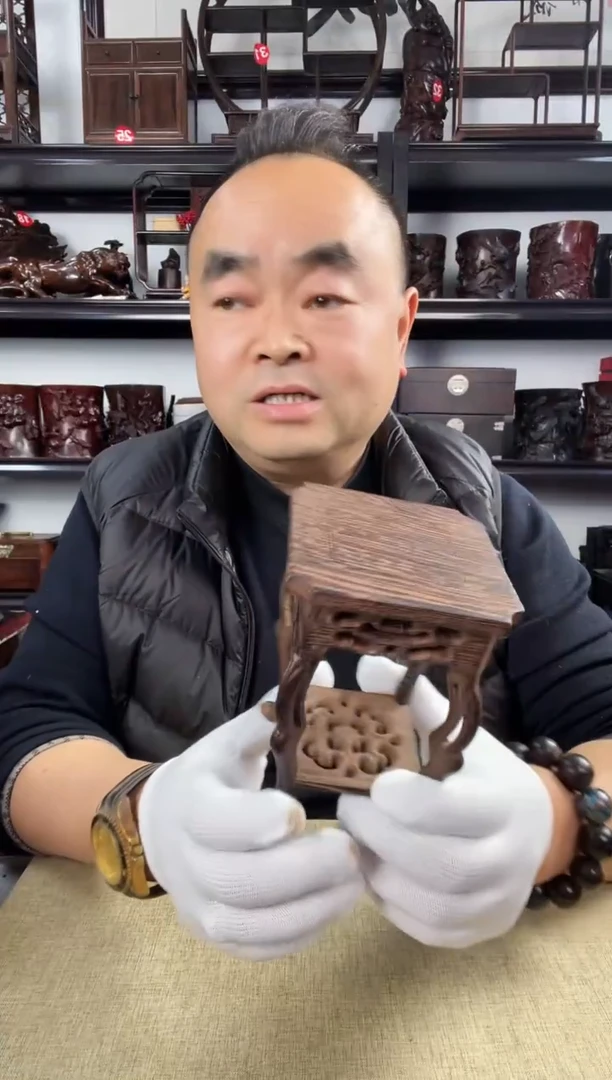 木老李红木工艺品2023