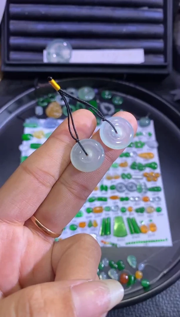 未镶嵌挂件翡翠扣子