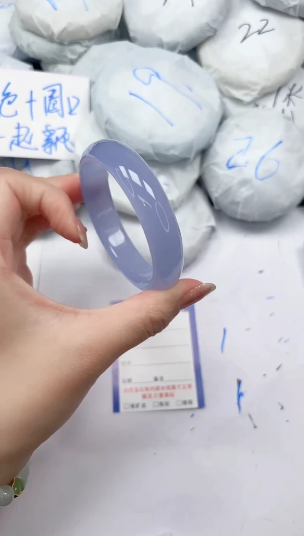 未镶嵌手镯石英质玉66/56.5