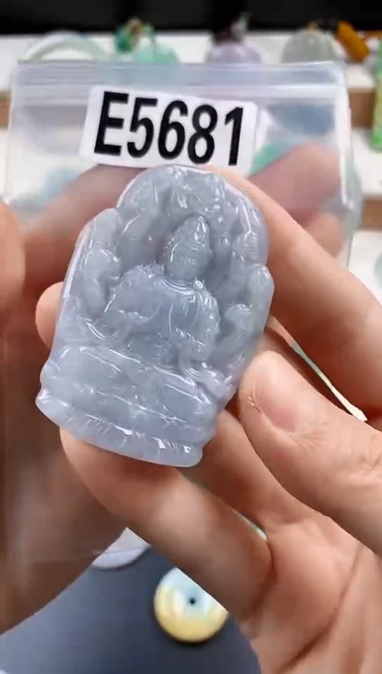 颈饰未镶嵌翡翠天然翡翠吊坠挂件