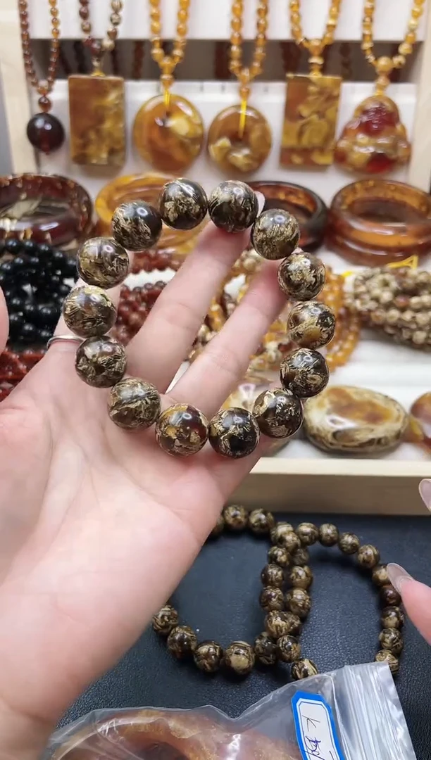 无非金属方**瘩黑花卡15手串