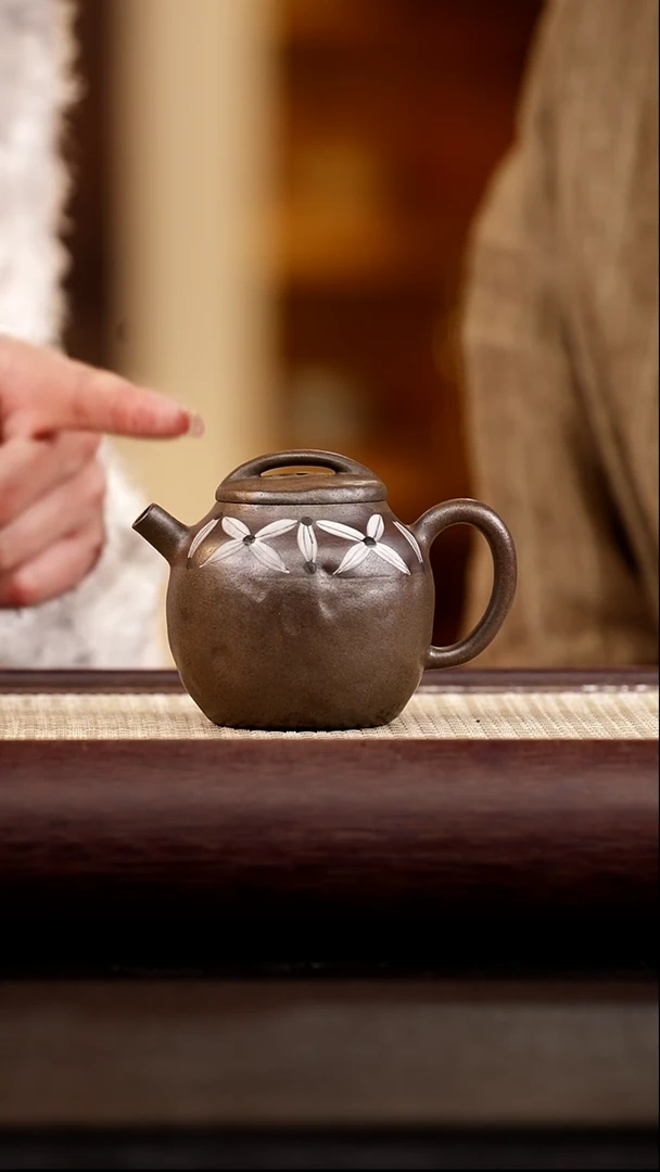 茶壶紫砂半古斋  段泥柴烧  悦陶