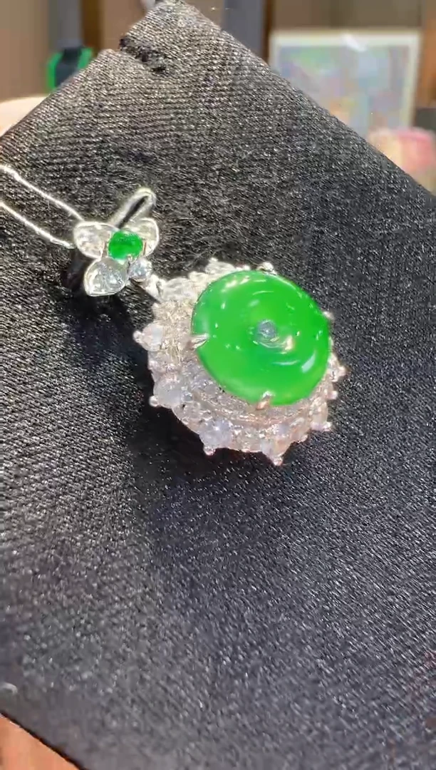 翡翠银S925镶嵌吊坠(不含链)多样性发其一