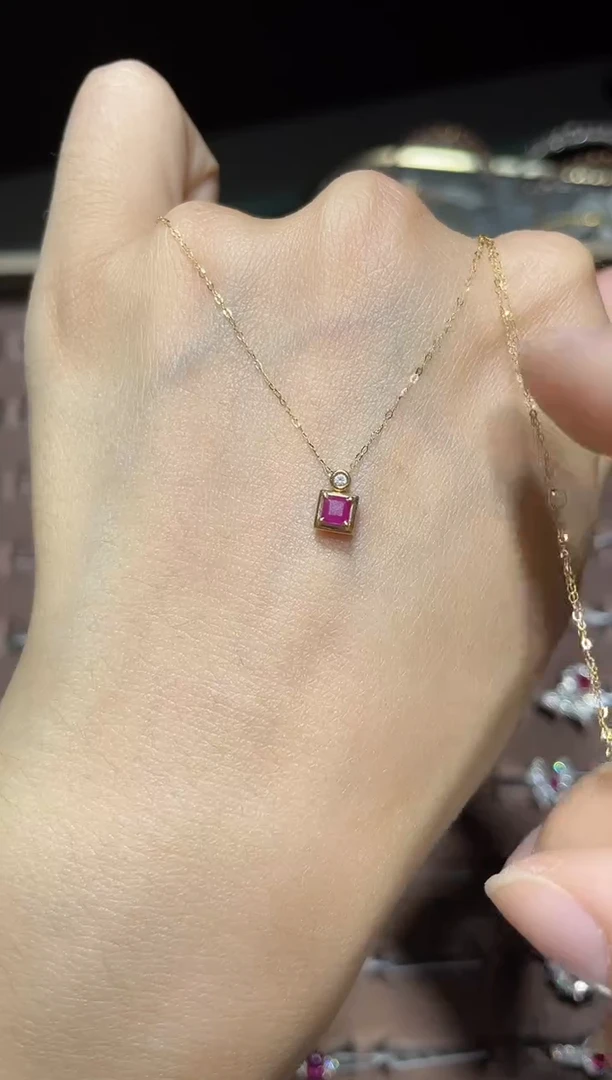 项链18K金镶嵌红宝石1