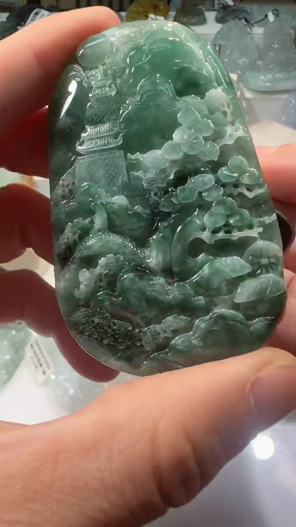 【闪购商品】翡翠颈饰未镶嵌天然翡翠