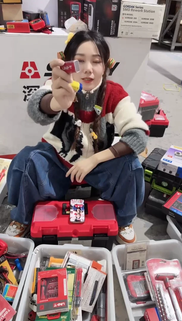 一节9v电池+一节2号电池