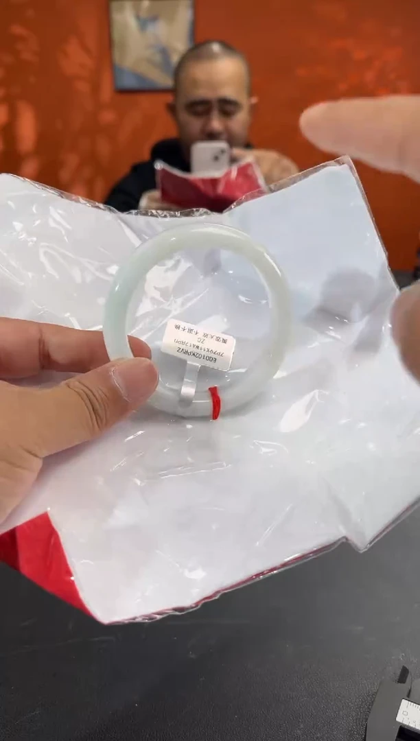未镶嵌手镯翡翠14