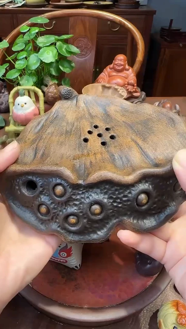 紫砂茶宠段泥莲蓬壶承