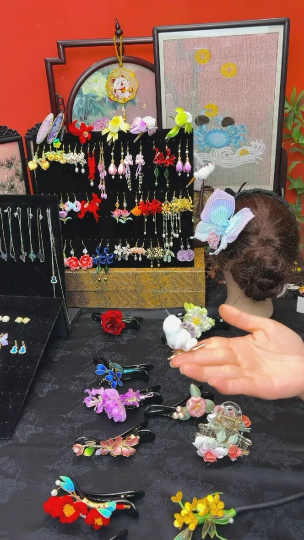刺绣非遗手工绒花饰品
