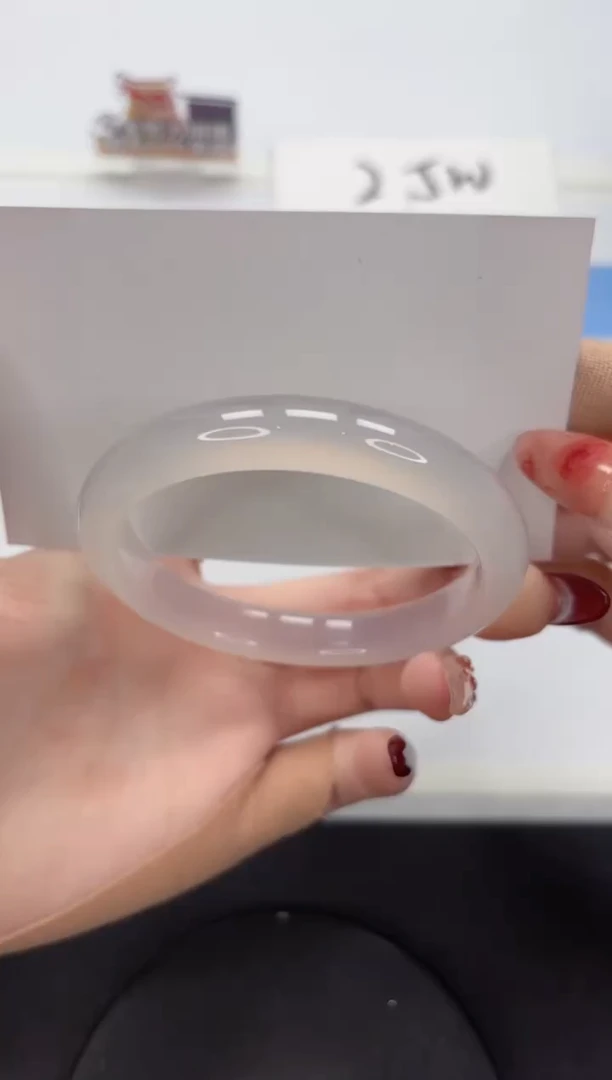 【闪购商品】石英质玉手镯未镶嵌A53-58.7