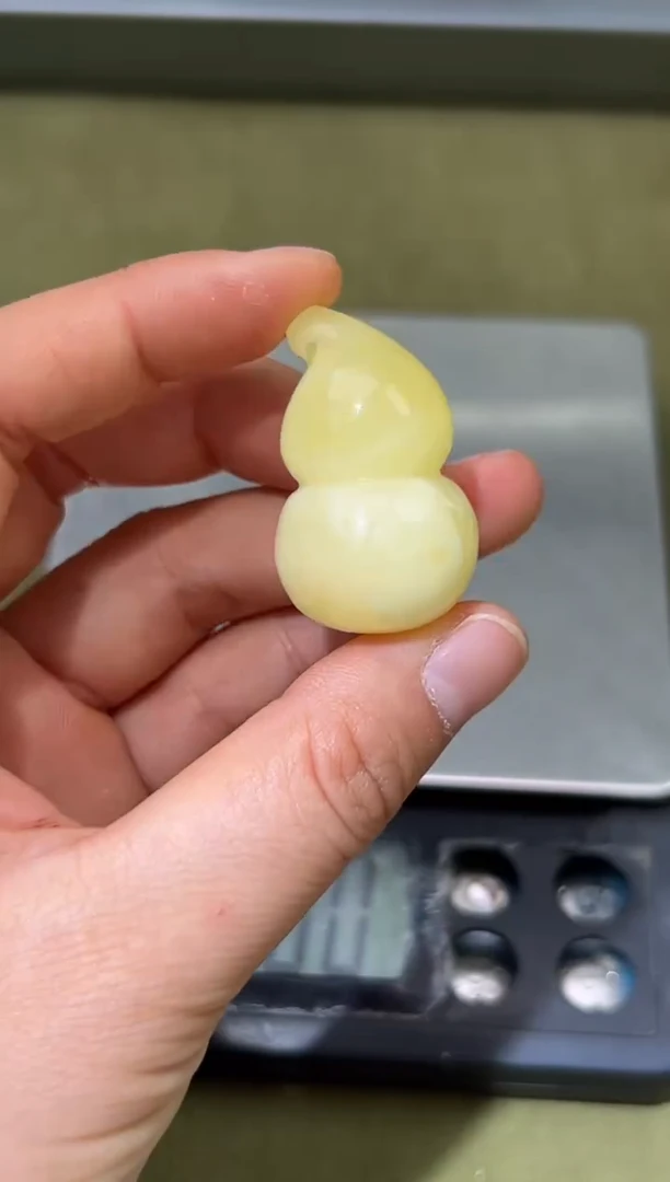 裸石琥珀未镶嵌琥珀蜜蜡吊坠