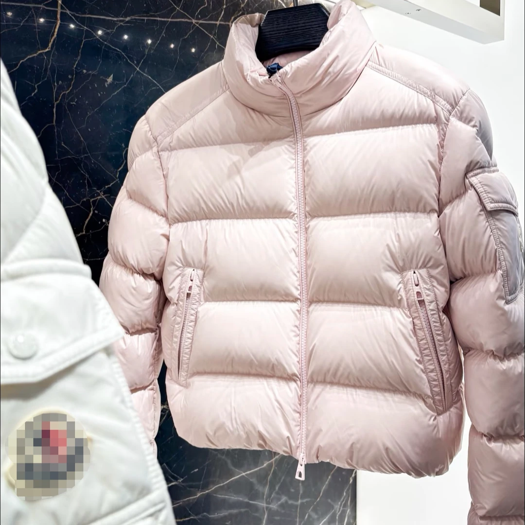 奢柜1.8w 2025新款肯豆风男女同款短款泡感羽绒服SS-8818