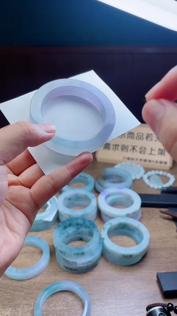 定制翡翠手镯未镶嵌定制