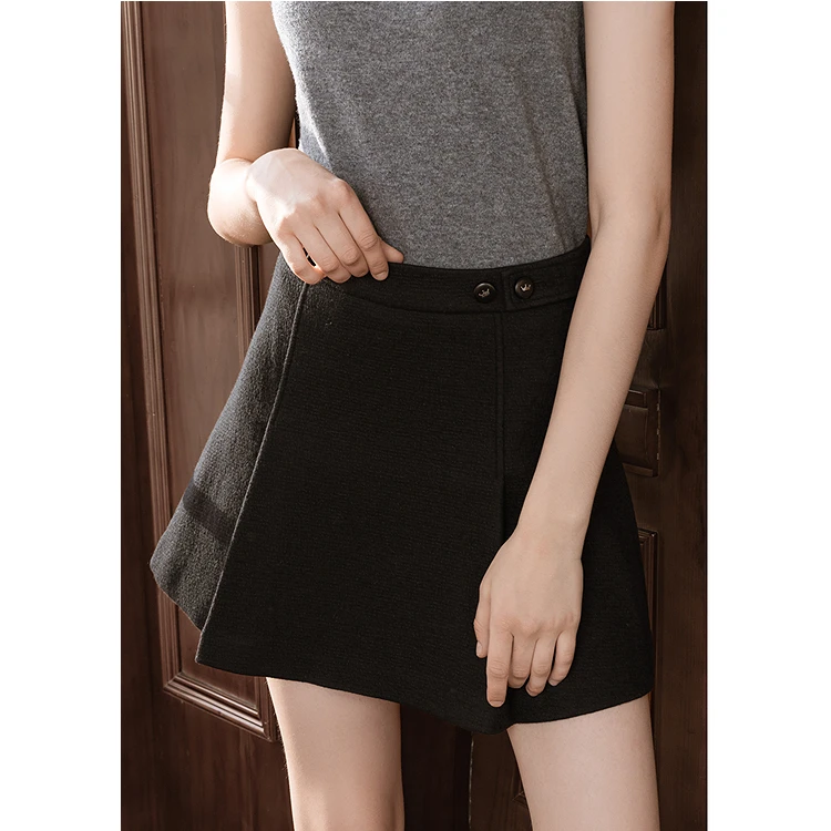 卓雅周末25春季新款皇冠扣饰高腰A字绵羊毛呢短款半身裙R200906B