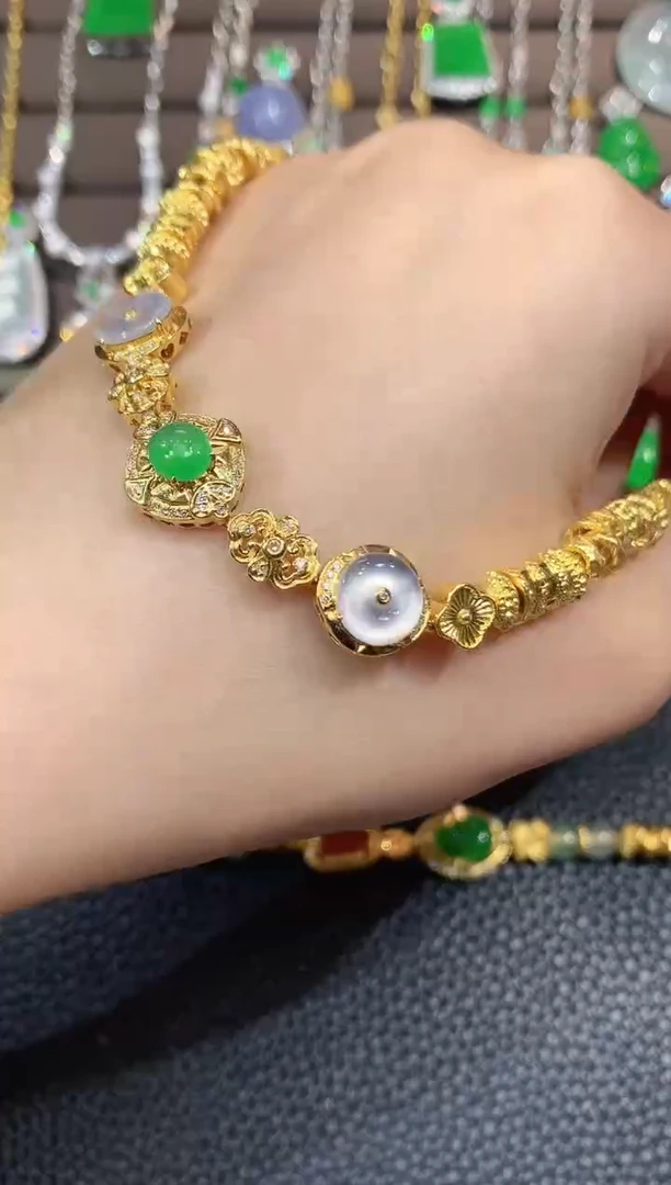 18K金镶嵌手链翡翠A48