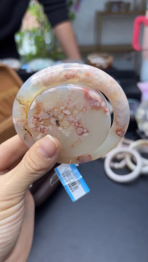 【闪购商品】石英质玉手镯未镶嵌A344(58圈赠送镯心)