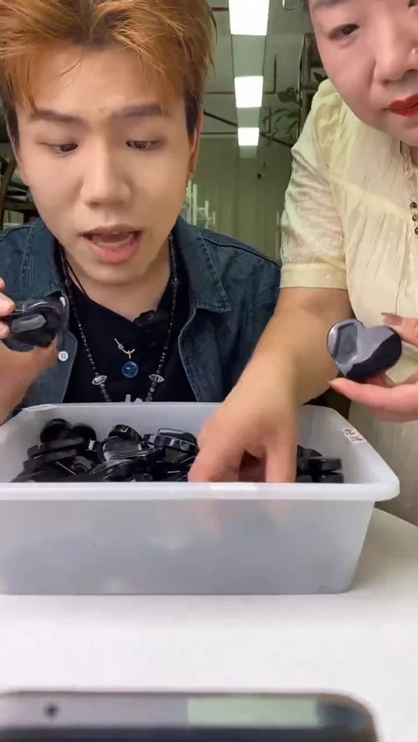 摆件玛瑙未镶嵌黑玛瑙爱心D131多样性发其一40-50