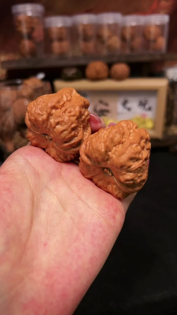 文玩核桃把件金蟾蛤蟆头 开背蹬腿肌肉蛙41mm 福利价