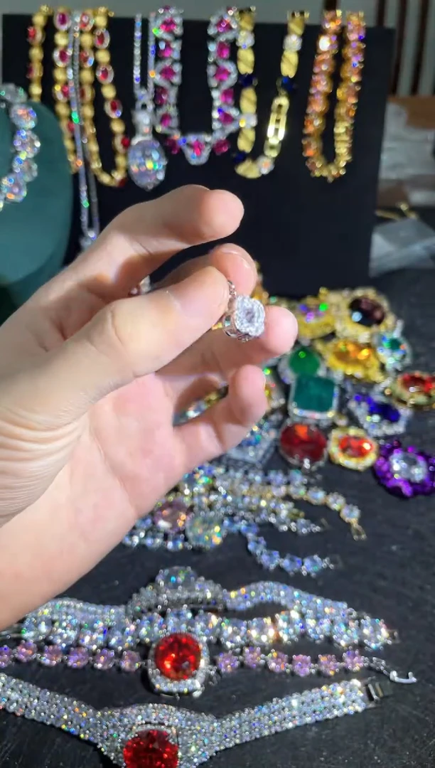 非金属无简约气质经典百搭款A401