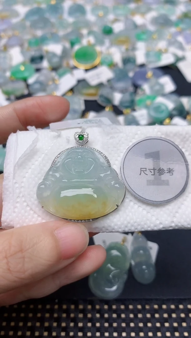 颈饰18K金镶嵌翡翠天然缅甸A货翡翠