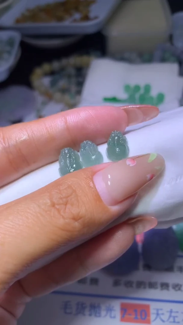 定制翡翠未镶嵌MXX011918