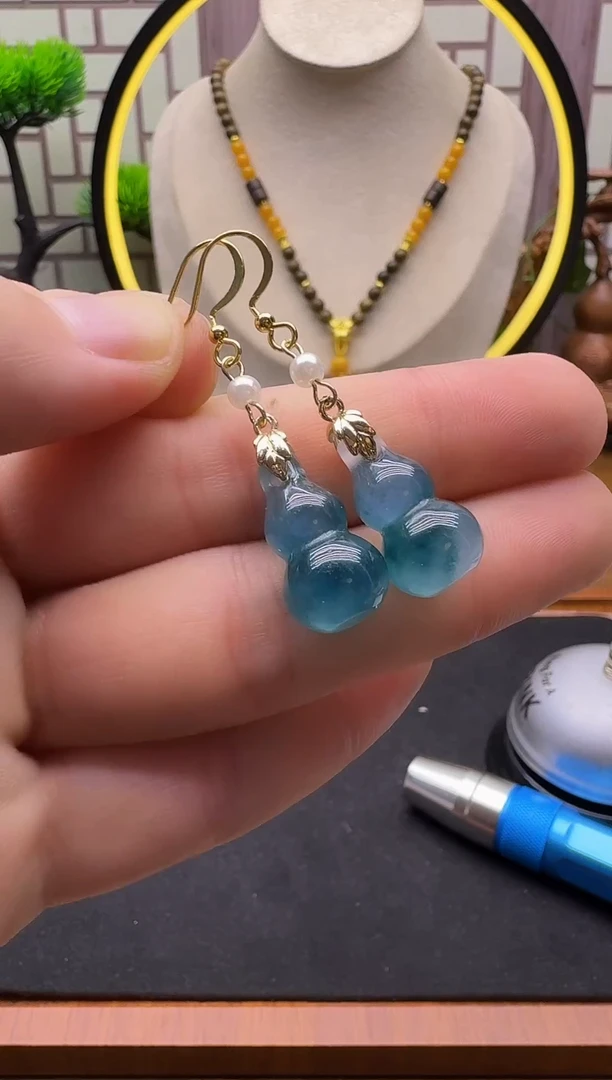 14K金镶嵌翡翠耳饰E11