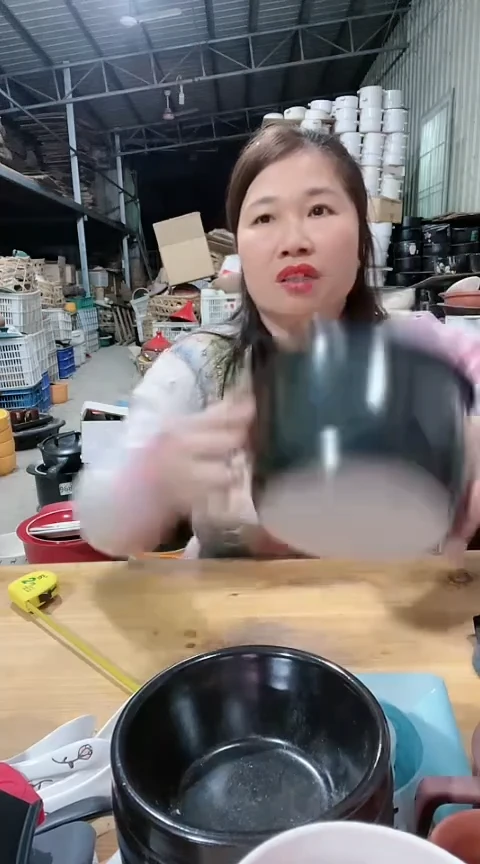 【闪购商品】a01瑕疵1.2黑锅不带盖，，