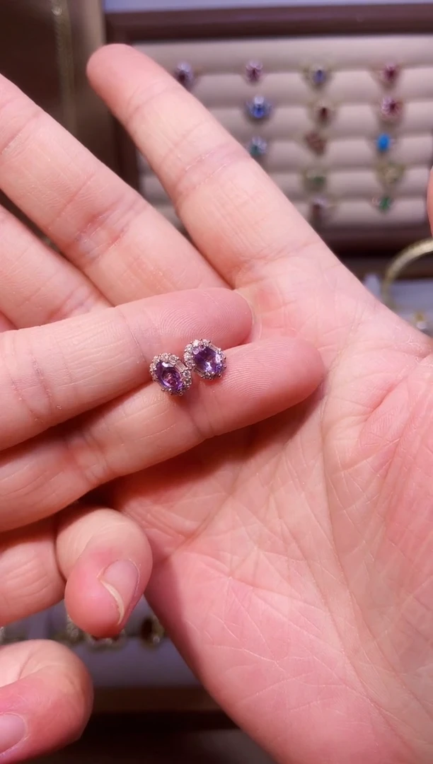 【闪购商品】紫晶笔搁银S925镶嵌1对