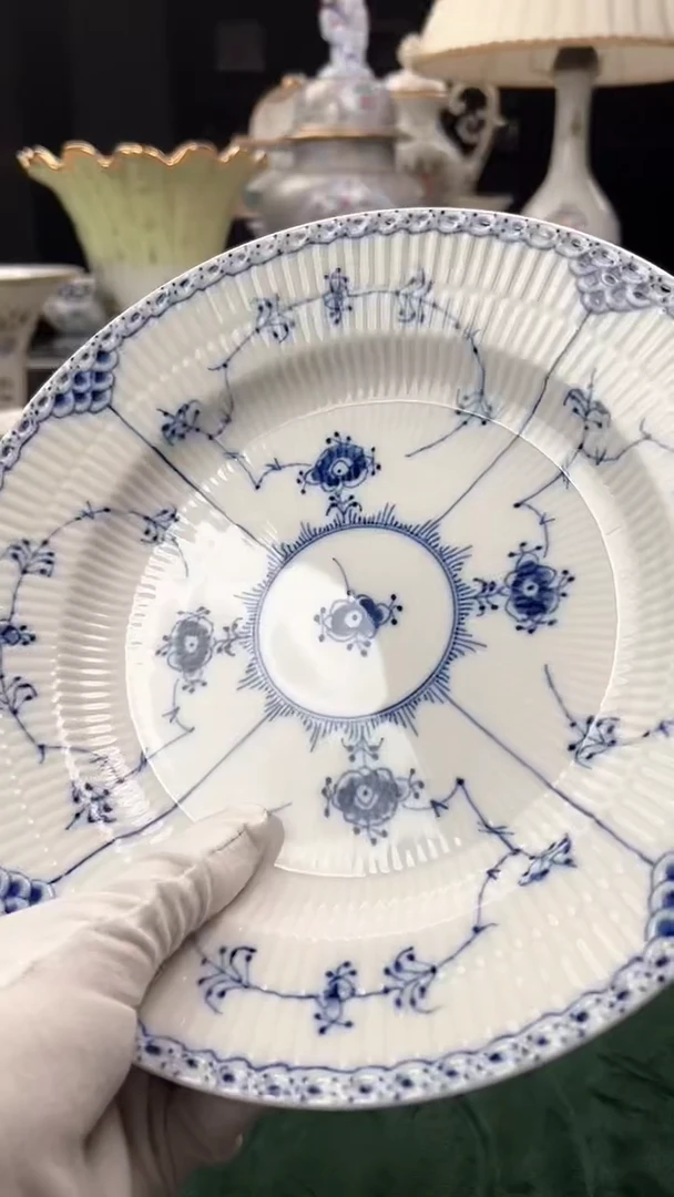 瓷片哥本哈根半蕾丝餐盘22cm