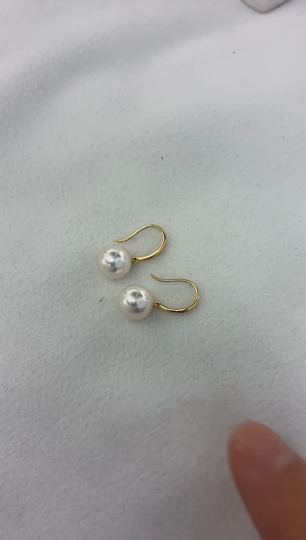 18K金镶嵌耳饰海水珍珠耳钩8.5-9微瑕