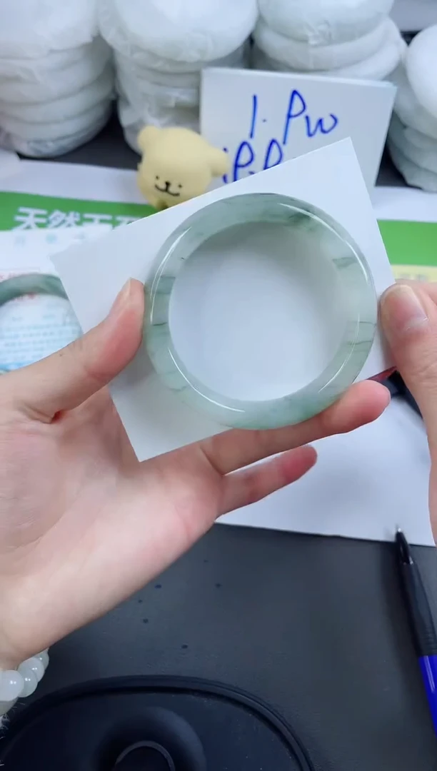 【闪购商品】石英质玉手镯未镶嵌88-53