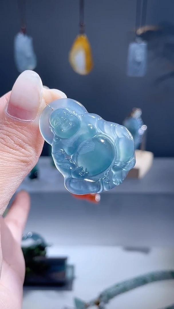 颈饰未镶嵌翡翠佛公