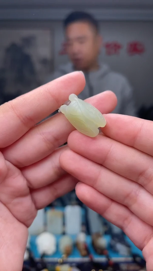 未镶嵌和田玉挂件1