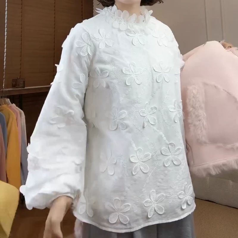 【一秒心动】立体花白色百搭气质刺绣花衬衣LK2508686