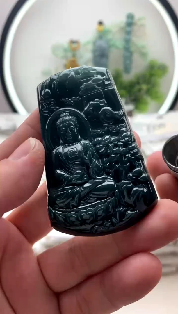 翡翠未镶嵌颈饰阿弥陀佛