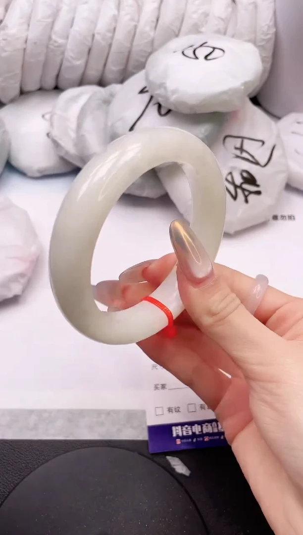 【闪购商品】和田玉手镯未镶嵌19L252-58