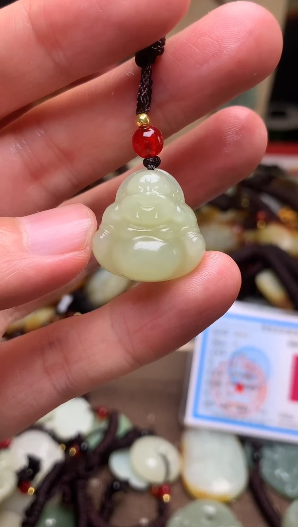 颈饰未镶嵌和田玉新疆料青海料清水和田玉吊坠