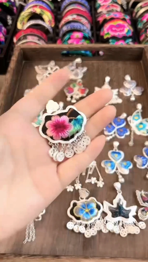 织绣?艺枝独绣老绣饰品145
