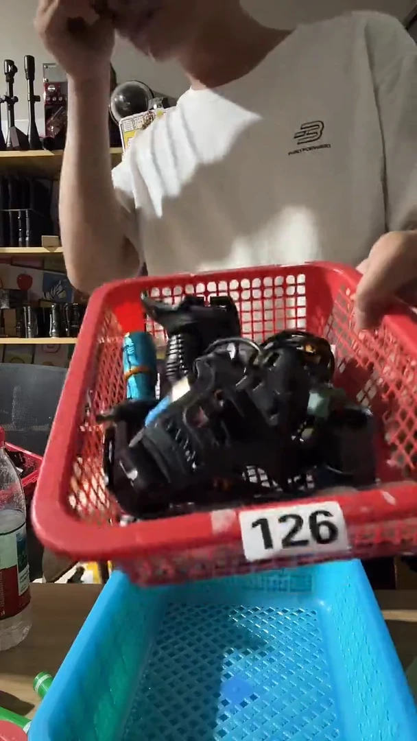 框里的东西不管好坏不退不换126