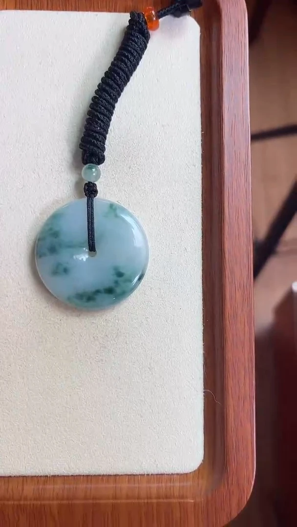 【闪购商品】翡翠吊坠(不含链)未镶嵌孤品Xin