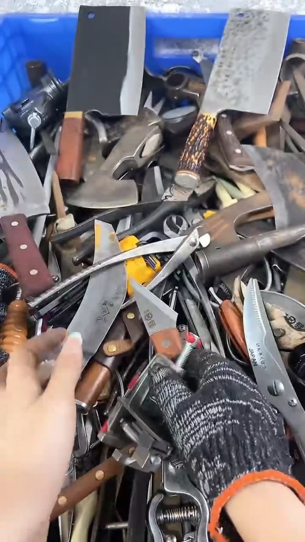 灰**?五金园艺农具厨具工具闪购