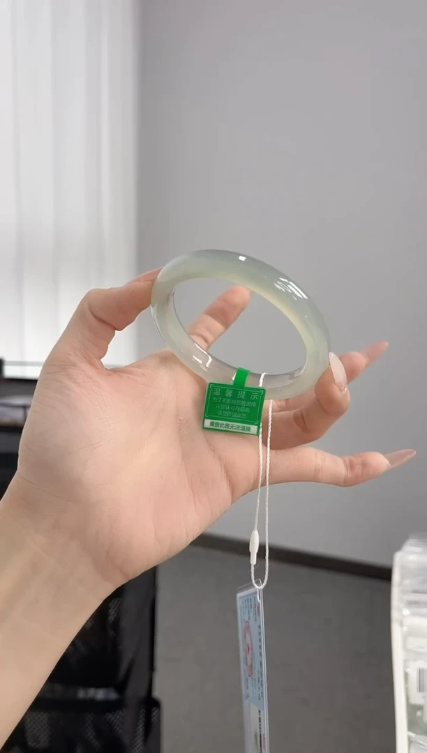 【闪购商品】玛瑙/玉髓手镯未镶嵌58圈