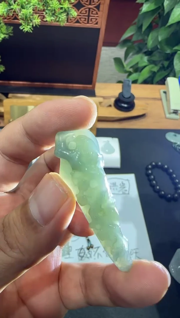 未镶嵌挂件翡翠A货翡翠多样性孤品