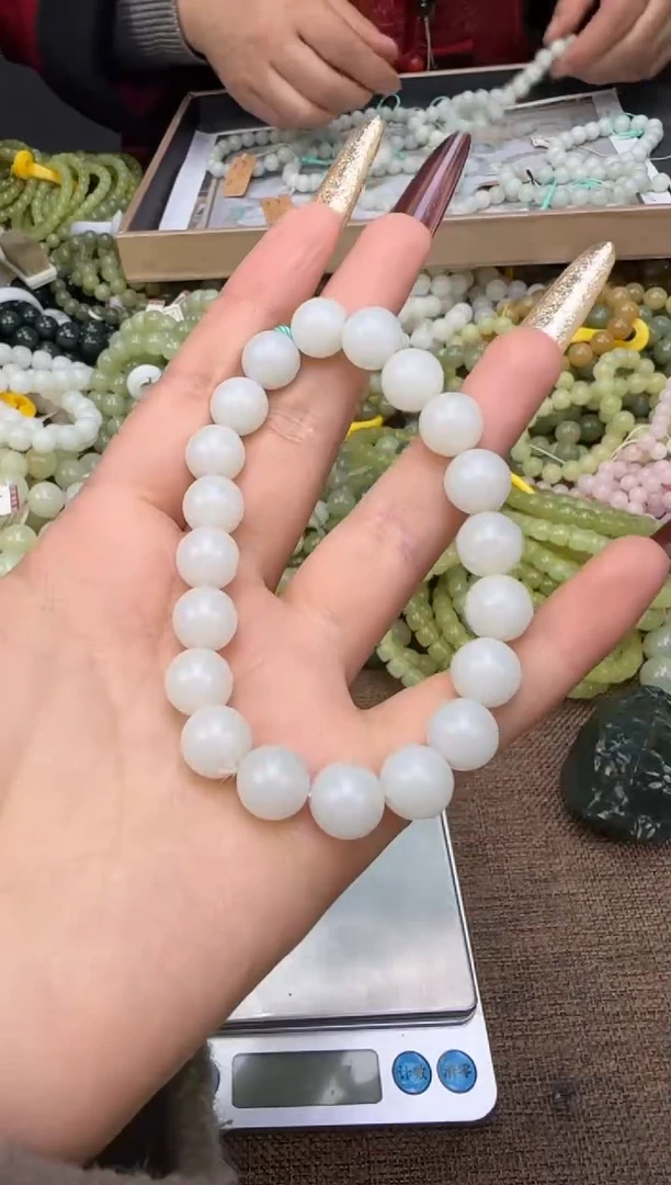 未镶嵌手串和田玉手串